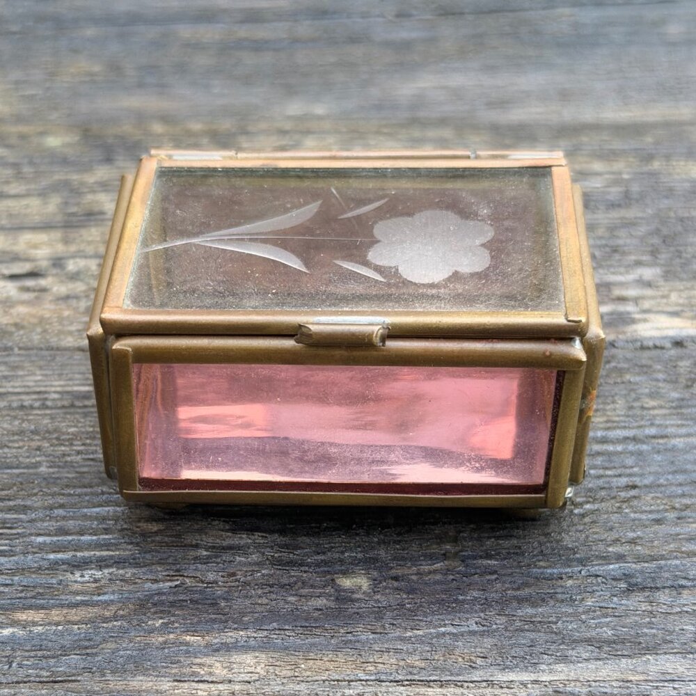 Vintage Via Vermont Etched Flower Pink Lavender Glass Brass Mirror Trinket Box